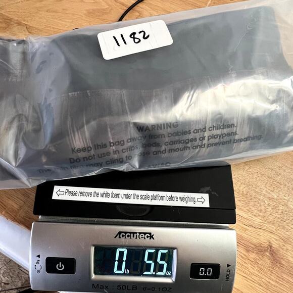 Lululemon Men size Small T.H.E Short 7" Linerless Gold Spice - Picture 7 of 7